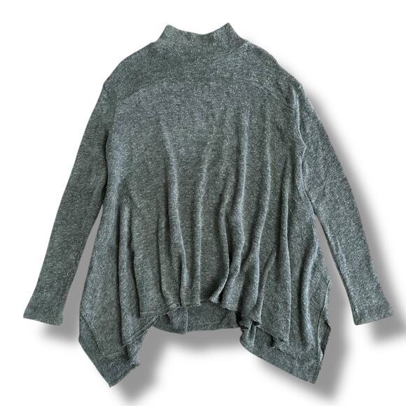 Altar'd State Sweaters - Altar’d State Green‎ Mock Neck Asymmetrical Hem Sweater Women’s Size M Soft Knit